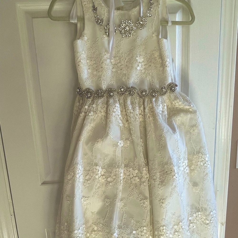 Flower girl dress with Skirt to buffet up, and a tiara goes with it